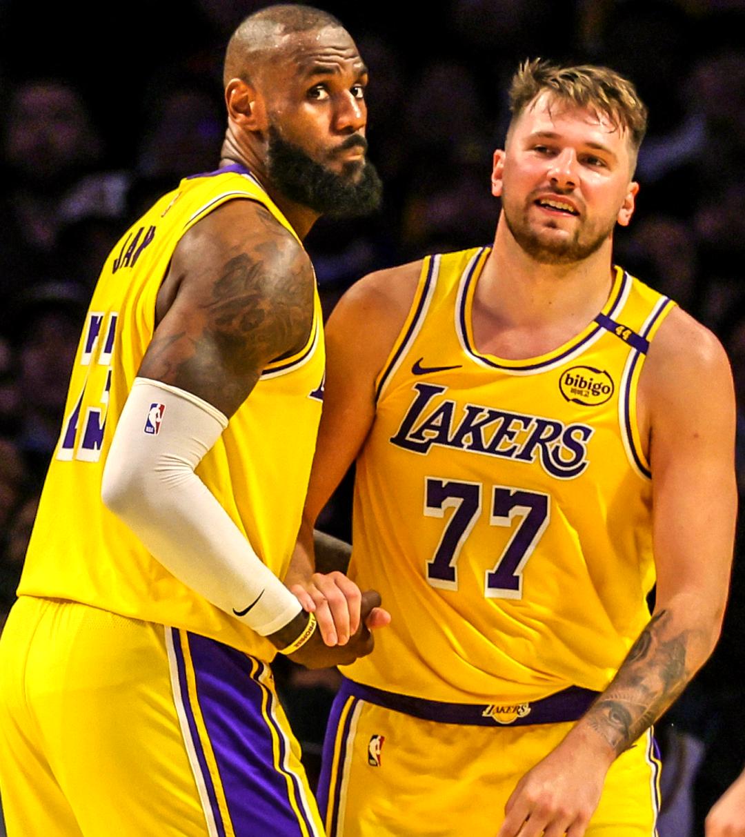 洛杉矶湖人加时末段更衣室发声印第安纳步行者迎CBA季后赛关键赛，风云突变芝加哥公牛清晨单刀错失看傻球迷的简单介绍